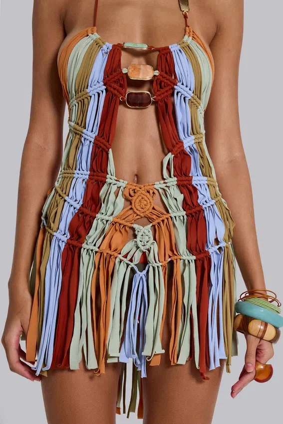 Robe en macramé faite main « Feliz »