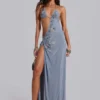 Robe longue asymétrique Brisa ornée de perles cousues à la main
