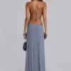 Robe longue asymétrique Brisa ornée de perles cousues à la main