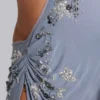 Robe longue asymétrique Brisa ornée de perles cousues à la main
