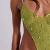 Robe longue asymétrique « Stellar » ornée de perles cousues à la main, couleur citron vert