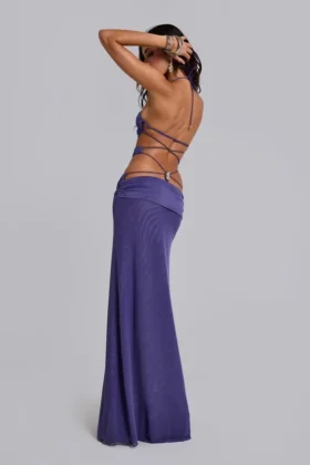 Robe longue à bretelles Amara avec finitions métalliques