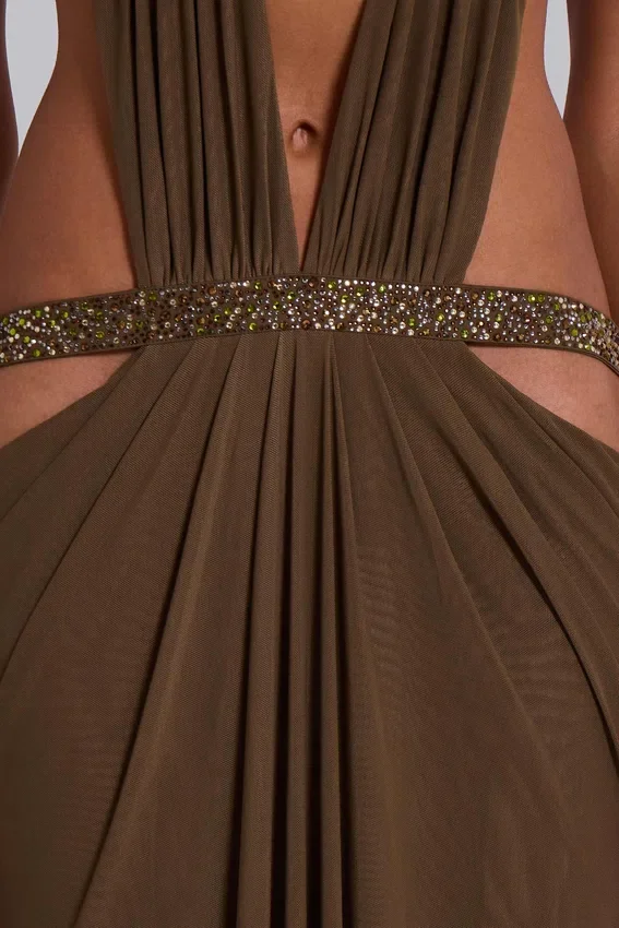 Robe longue à découpes 6AM, couleur mousse