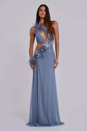 Robe longue Noctelle à découpes et plumes