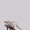 Sandales à talons Azaela avec boutons métalliques