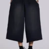 Short 3/4 Monster noir délavé