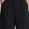 Short baggy Goliath noir à fines rayures