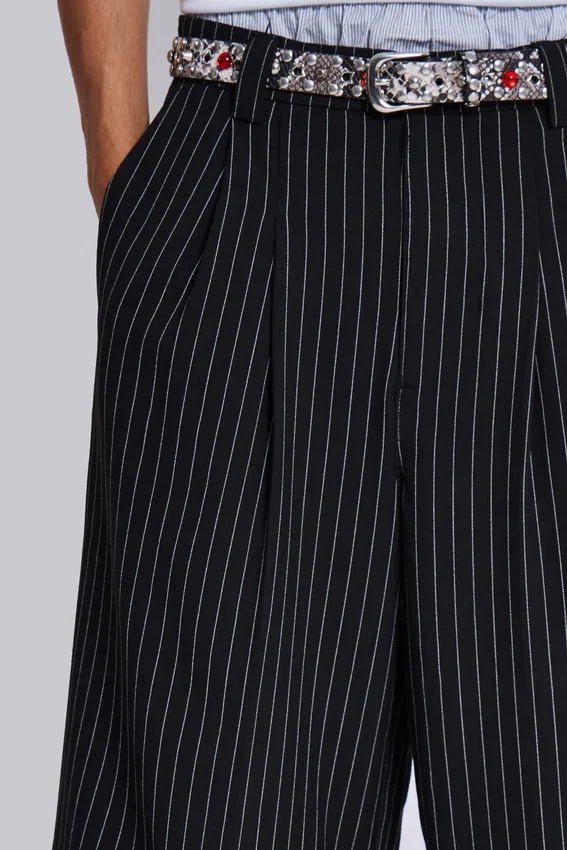 Short baggy Goliath noir à fines rayures