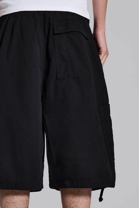 Short cargo baggy noir « Parachute Cargo »