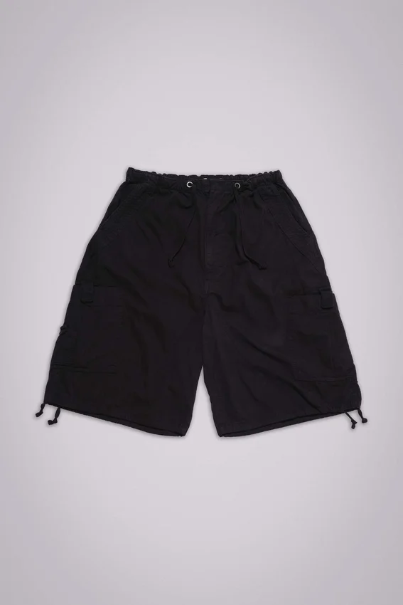 Short cargo baggy noir « Parachute Cargo »