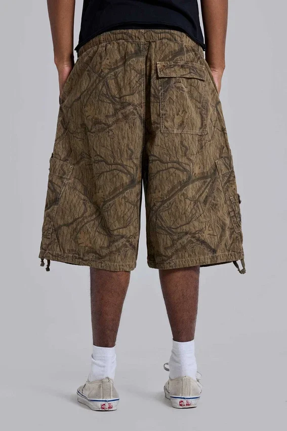 Short cargo en toile de parachute motif camouflage forêt