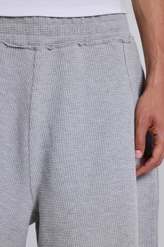 Short de jogging « Monster » en tissu gaufré gris chiné