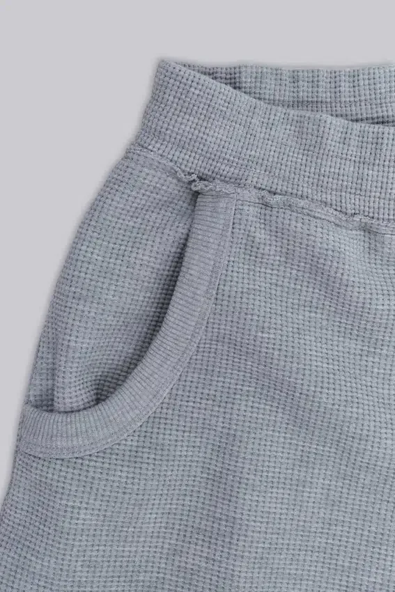 Short de jogging « Monster » en tissu gaufré gris chiné