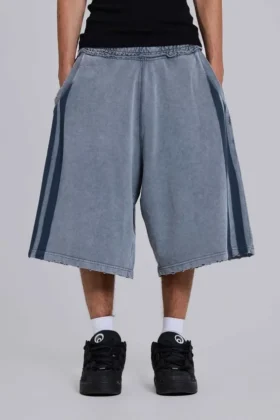 Short de jogging « Monster » gris délavé à rayures sportives