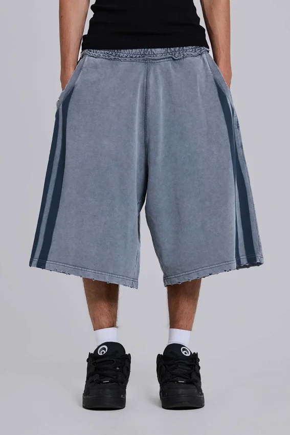 Short de jogging « Monster » gris délavé à rayures sportives
