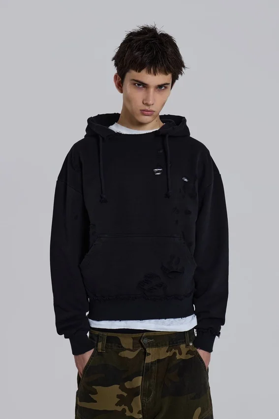 Sweat à capuche Bitten noir