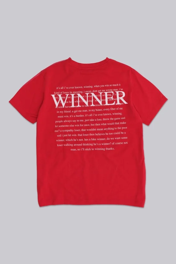 T-shirt à col en V « Crest »
