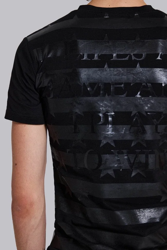 T-shirt à col en V « Winner »