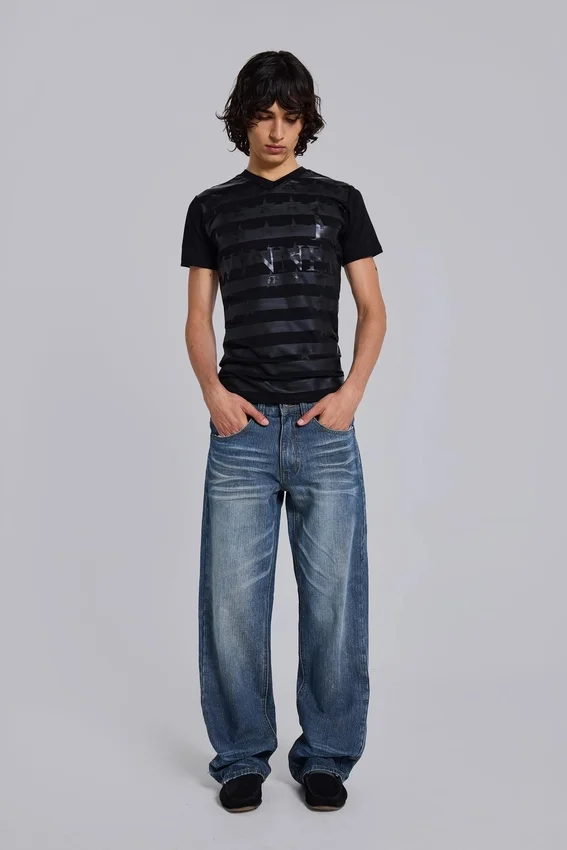 T-shirt à col en V « Winner »