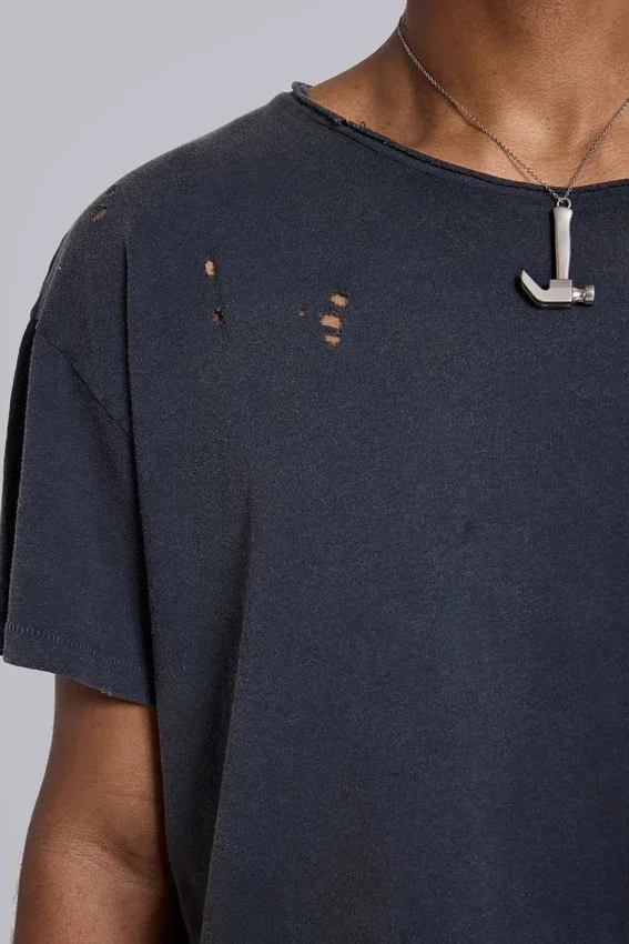 T-shirt court « Moth » noir délavé