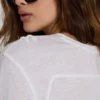 T-shirt en lin à col en V