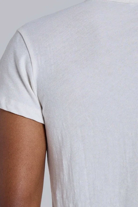 T-shirt Henley « Haze » blanc cassé