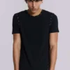 T-shirt noir « Mist » clouté