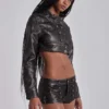 Mini-short en cuir synthétique style militaire Alektra