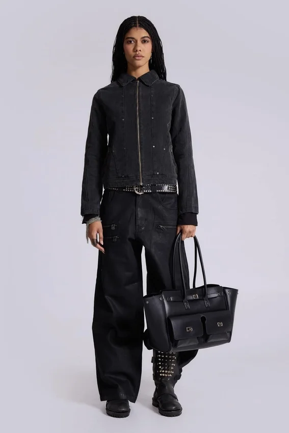 Veste en denim à clous