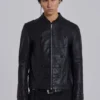 Veste militaire en cuir